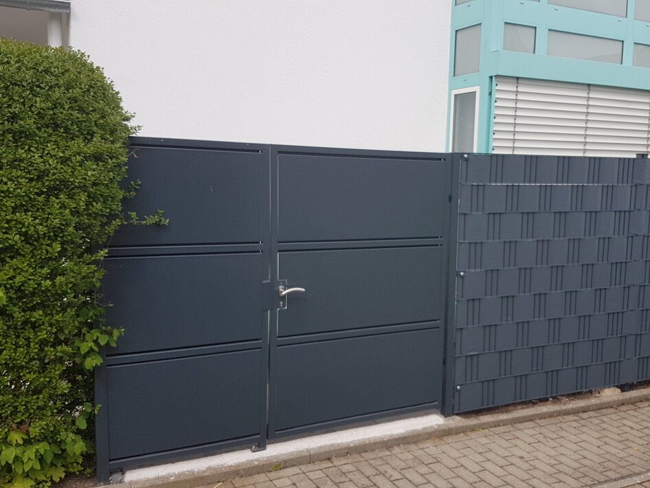 Türen & Tore — Arbeit aus unserer Werkstatt für Kunden wie in Mering